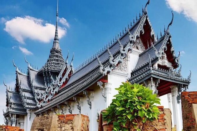 Ancient City Tour From Chiang Rai With Golden Triangle Royal Vila - Common Questions