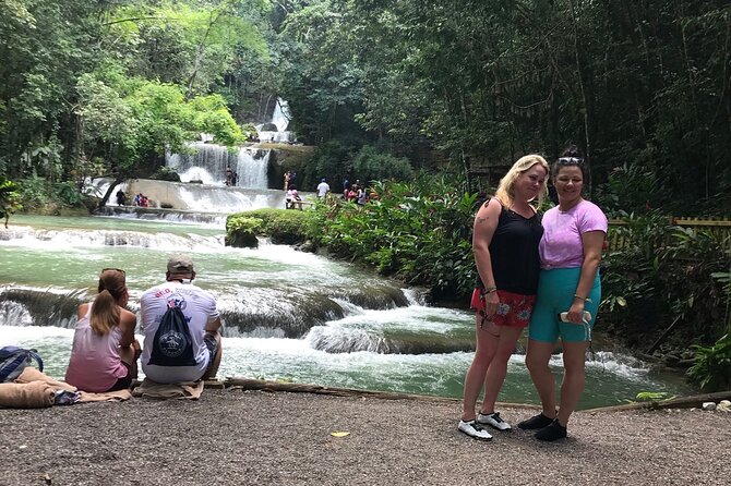 Appleton Estate,YS Falls,Black River Safari,Pelican Bar(Any 3of4) - Common Questions