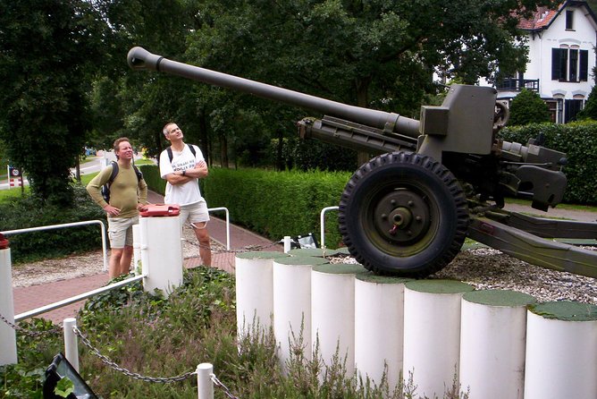 Arnhem 1944 Battlefield Private Tour: Transfers From Randstad  - Leiden - Common Questions