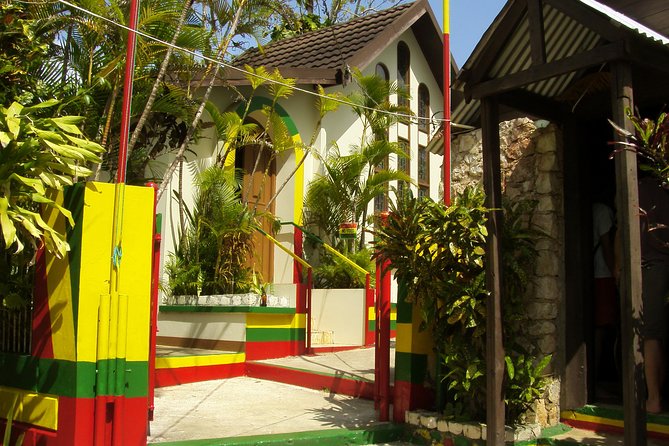 Bob Marley Nine Mile Tour From Ocho Rios - Nine Mile: Bob Marleys Birthplace and Final Resting Place