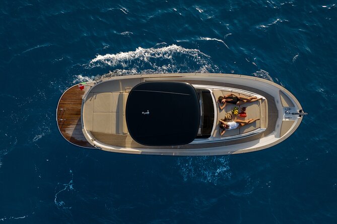 Capri Boat Tour With Luxury Gozzo Apreamare 35ft - Common Questions