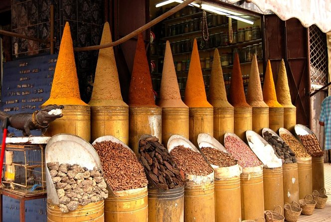 Casablanca and Rabat Day Tour Including Lunch - Good To Know