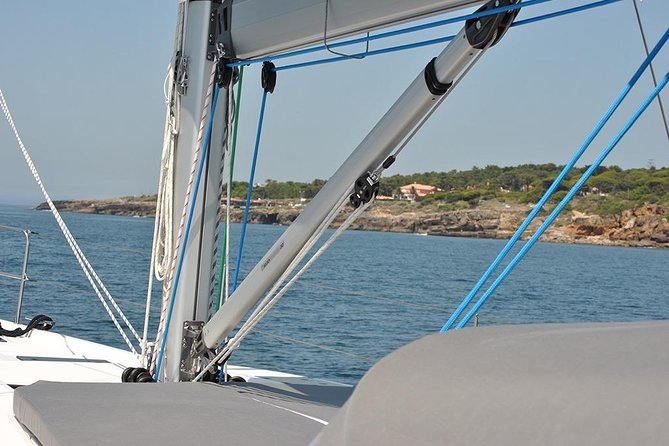 Cascais Private Sailing 2h Cruise With a Drink - Enjoying the Beautiful Beaches
