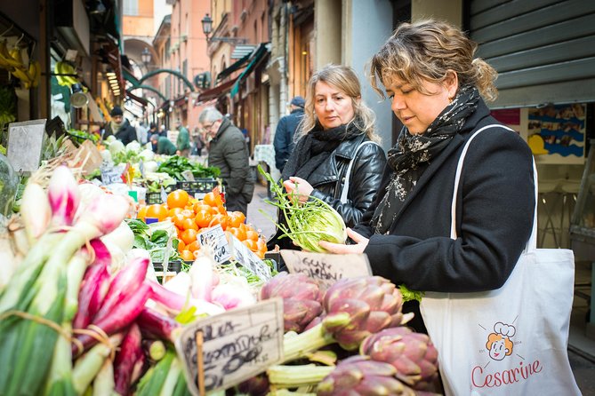 Cesarine: Market Tour & Cooking Class at Locals Home in Bologna - Class Schedule and Meeting Point
