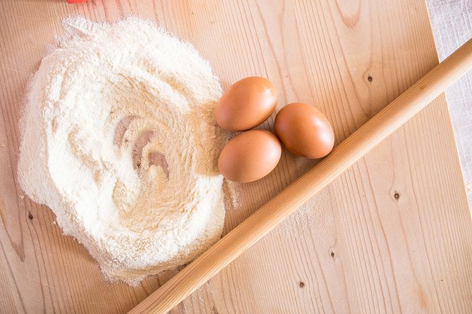 Cesarine: Small Group Pasta and Tiramisu Class in Padua - End Point