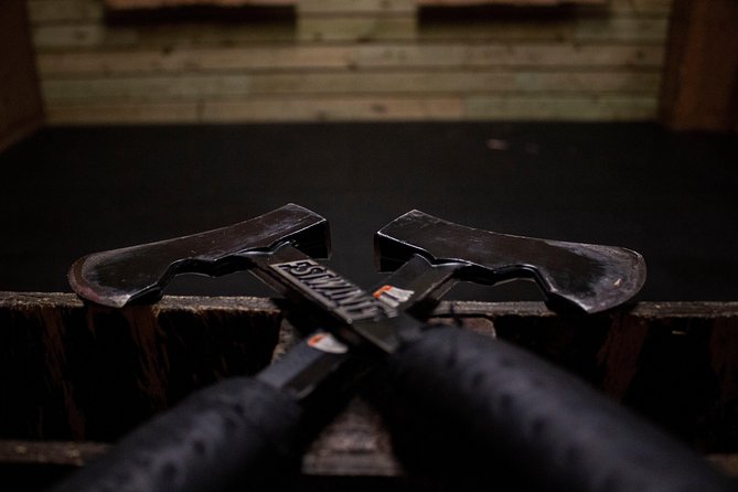 Columbia, Maryland, Axe-Throwing Experience - Beer and Wine Availability