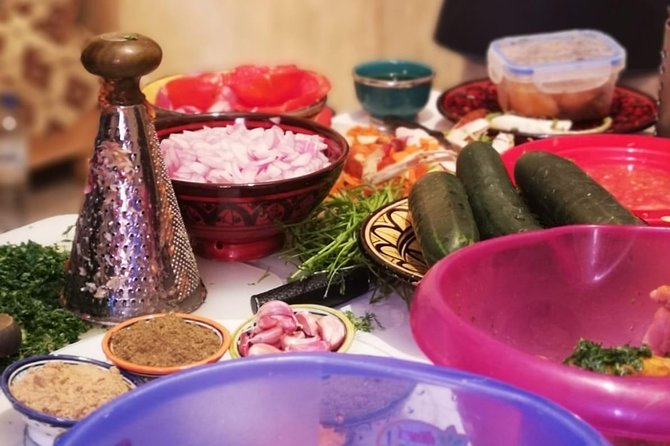 Cooking Class With Chef Najla - Chef Najlas Teaching Style and Organization