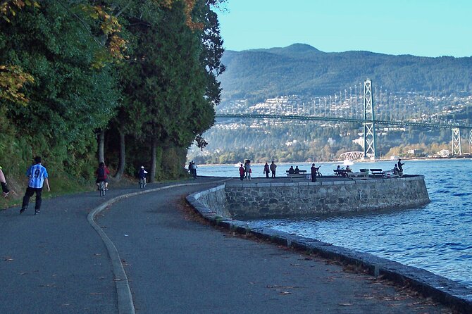 Cycling the Seawall: A Self-Guided Audio Tour Along the Stanley Park Seawall - Enjoy the Convenience of the VoiceMap Mobile App