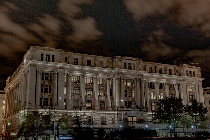 DC Ghosts Boos and Booze Haunted Pub Crawl By US Ghost Adventures - The Sum Up
