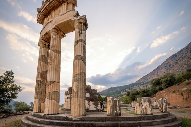 Delphi Full Day Private Trip From Athens With Lunch Overlooking the Sea - Delphi Archaeological Museum