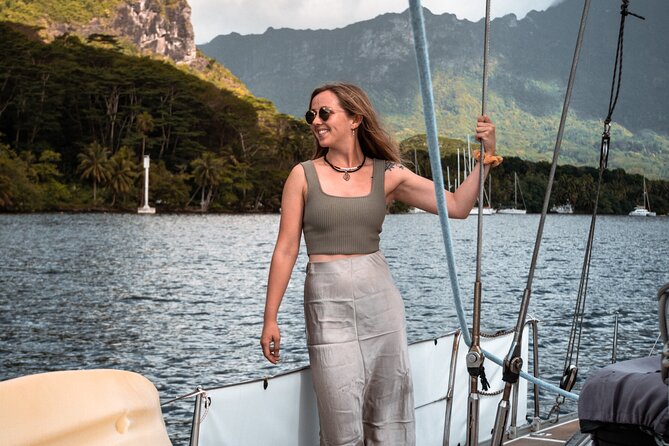 Discover Mori Ora Sailboat Navigation. 1/2 Day Morning/Sunset - Key Features and Highlights