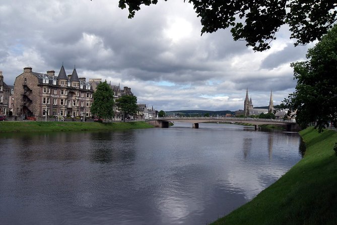 Discovering Inverness: A Self-Guided Audio Tour of the Capital of the Highlands - Scenic Views and Natural Attractions