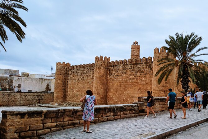 Discovering the History and Culture of Sousse Medina - Experiencing the Vibrant Souks of Sousse Medina