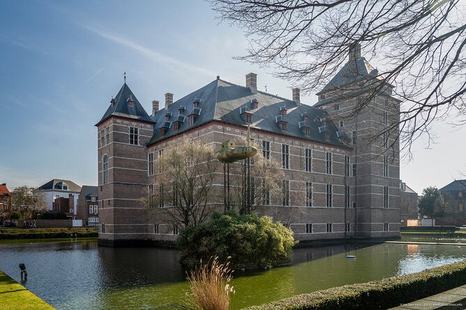 E-Scavenger Hunt Turnhout: Explore the City at Your Own Pace - Directions