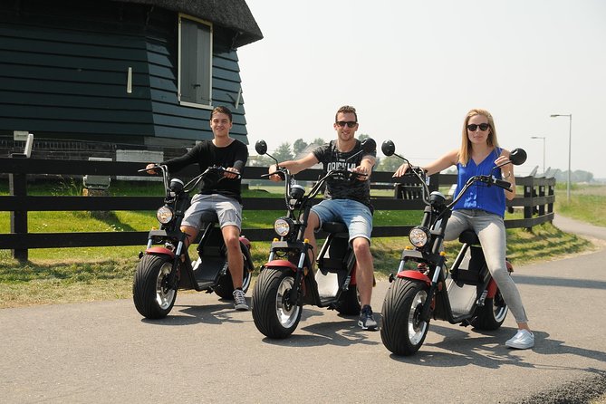 E-Scooter Rental Volendam - Countryside of Amsterdam - Lowest Price Guarantee