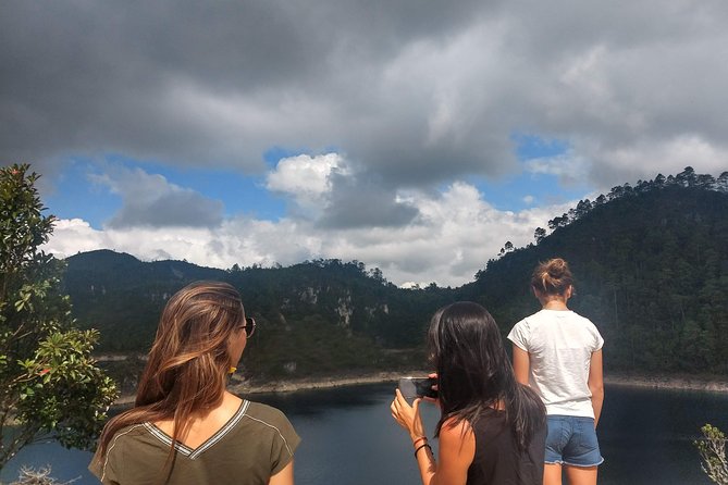 El Chiflon Waterfalls and Montebello Lakes Day Trip From Tuxtla Gutierrez - Common Questions