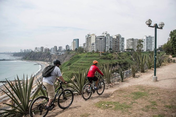 Explore Lima On Bike: Private Coast Cycling Experience - Offbeat Neighborhoods and Customizable Tour