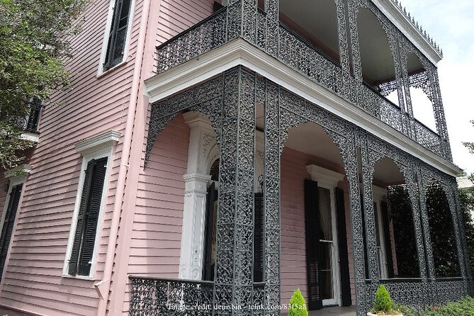 Explore New Orleans Garden District: Private 2-hour Walking Tour - Directions
