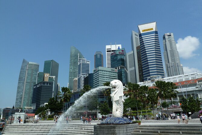 Follow the Money: a Self-Guided Audio Tour of Singapores Financial District - Iconic Skyscrapers and Architectural Wonders in the District