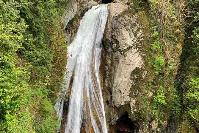 Forest Hike to Gorgeous Twin and Snoqualmie Falls - Common Questions