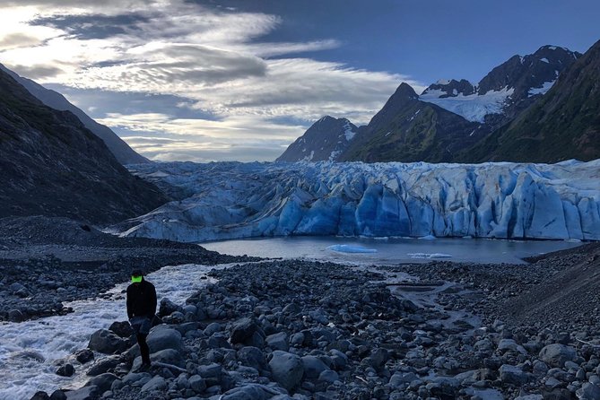 Glacier Blue Kayak & Grandview Tour - Meeting and Pickup
