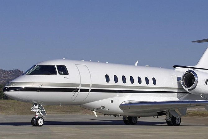 Gleneagles to Glasgow International Airport Luxury Mercedes Minivan - Pricing and Terms