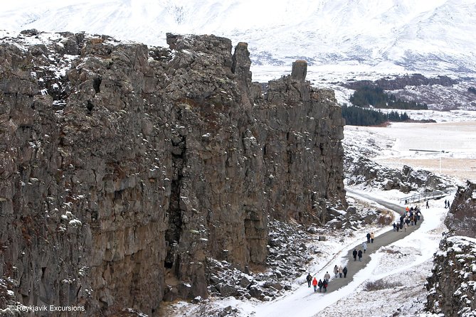 Golden Circle Tour and Evening Northern Lights Cruise From Reykjavik - Thingvellir National Park