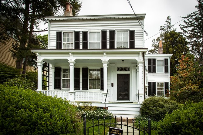 Guided Walking Tour of Princeton University and the Town  - New Jersey - Directions