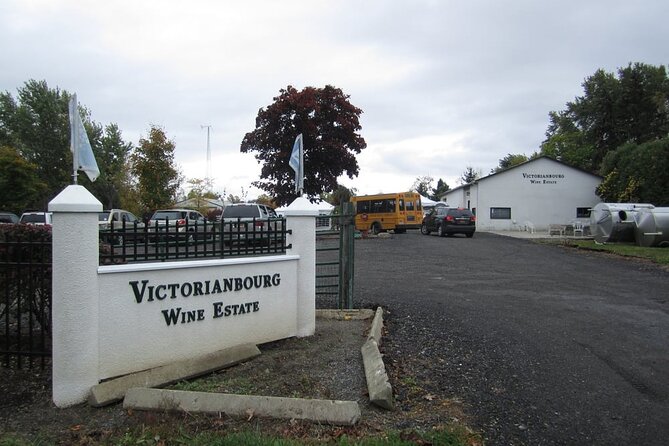 Guided Wine Tour Through the Niagara Wine Trail - Niagara Wine Trail Exploration