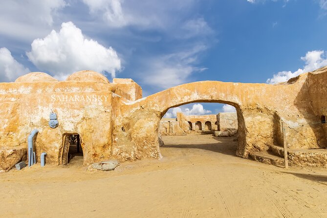 Half Day Star Wars Film Set Locations Private Tour From Tozeur - Behind-The-Scenes Insights From a Knowledgeable Guide