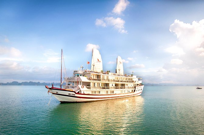 Halong Bay & Bai Tu Long Bay: 2-Day/1-Night Cruise - Directions to the Meeting Point