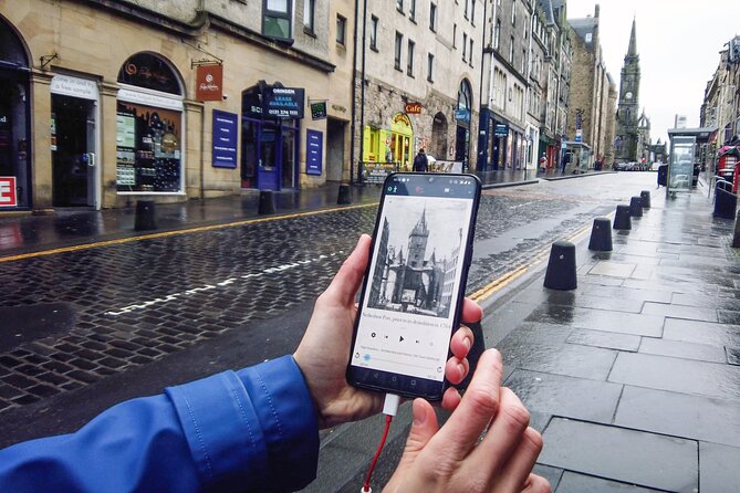 Highlights From Edinburgh'S Old Town: a Self-Guided Audio Tour - Famous Landmarks