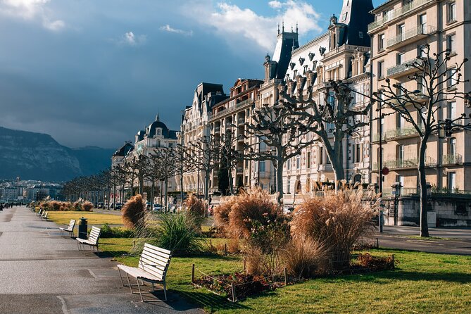 Highlights of Geneva: Dark History Outdoor Escape Game - Game Background