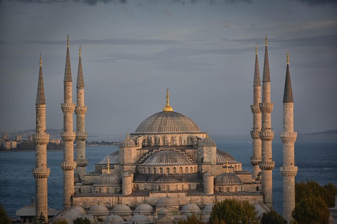 Highlights of Istanbul- Small Group Walking Tour - Hagia Sophia and Basilica Cistern