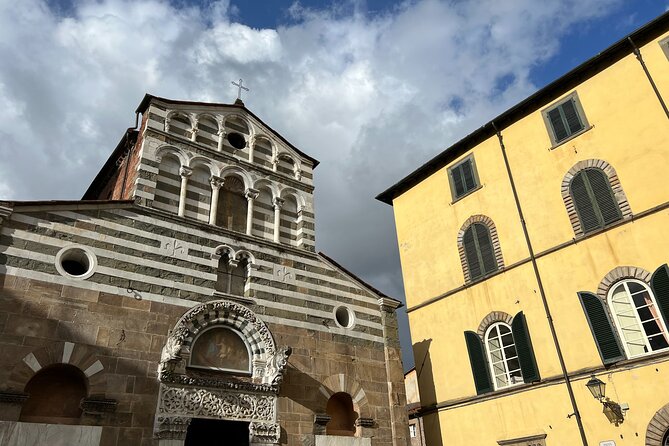 Highlights of Lucca Small Group Guided Tour - Assistance and Support