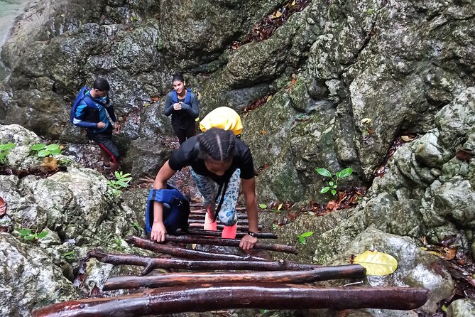 Hiking Tabernacle Thundering Waterfall in Dominican Republic - Common Questions