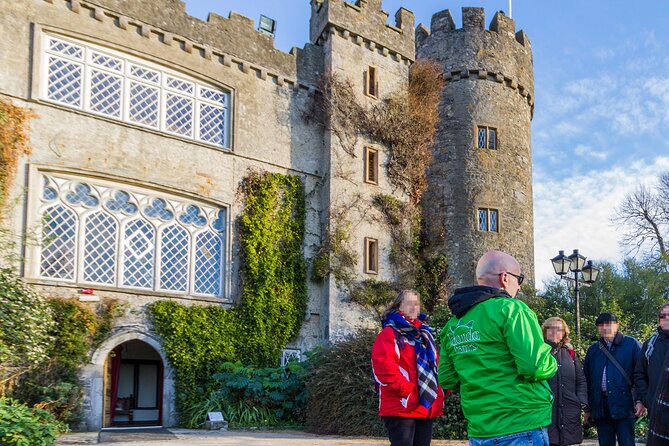 Howth and Malahide in Italian - Pricing and Booking