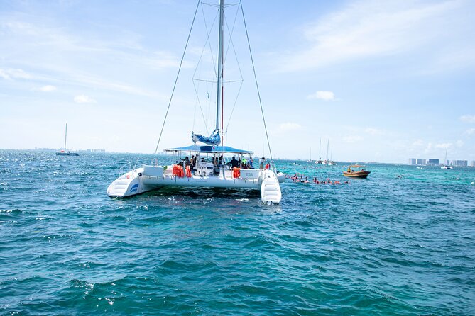 Isla Mujeres Tour on Catamaran With Snorkel, Open Bar, Buffet & Beach Club - Traveler Reviews