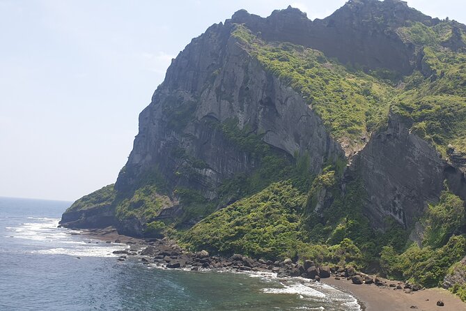 Jeju Private Half-Day Taxi Tour - Seongsan Ilchulbong & Seopjikoji - The Sum Up