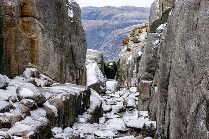 Kjerag Low-Season Hike - Highlights and Views