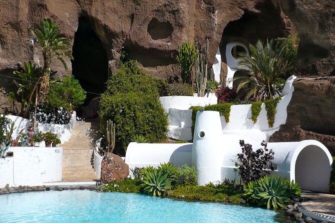 Lanzarote Tour: Lagomar Museum, Guatiza Cactus Garden & La Graciosa Island - Itinerary
