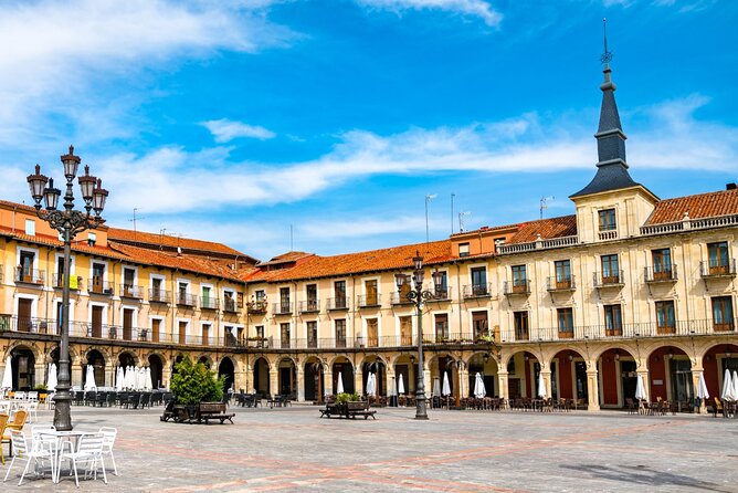 León Scavenger Hunt and Sights Self-Guided Tour - Tour End Location