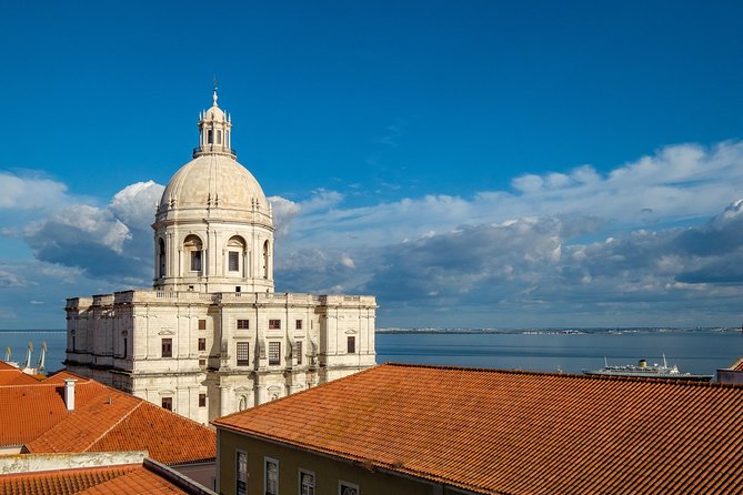 Lisbon Walking Tour With a Photographer - Morning Edition - Common Questions