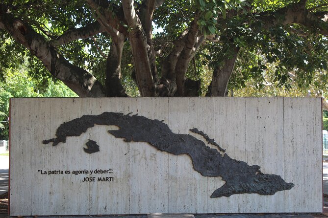 Little Havana Walking Tour for History Buffs - Learning About Cuban History and Culture