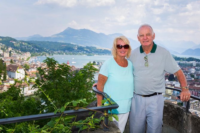 Lucerne Private Morning Walking Tour - Language Options and Tour Duration