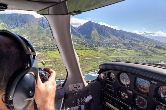 Maui Circle Island-Private-Air Tour: up to 3: Waterfalls & Lava! - Reviews and Photos