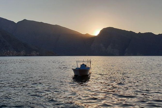 Musandam Khasab Day Trip and Dhow Cruise From Dubai - Hotel Pickup and Dropoff Service