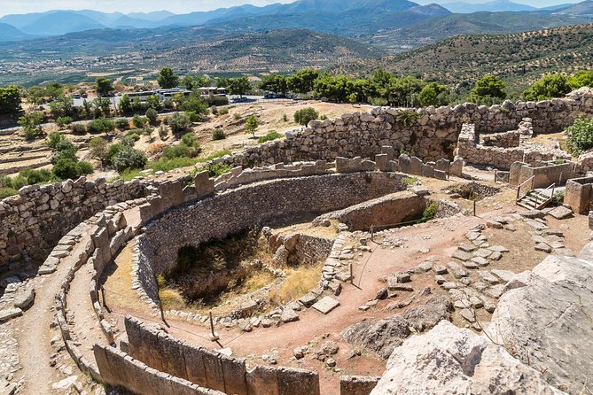 Mycenae: in the Bath With Clytemnestra Audio Tour on Your Phone (No Ticket) - Starting Point: Entrance to the Archaeological Site