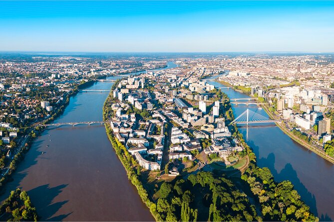 Nantes Scavenger Hunt and Best Landmarks Self-Guided Tour - Recommended Participants and Accessibility