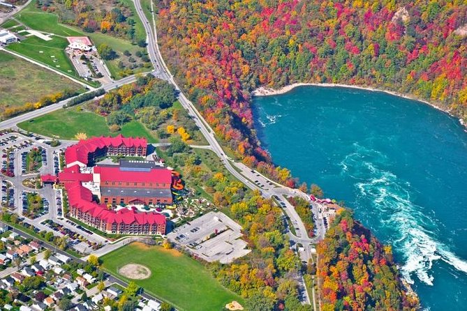 Niagara Falls Day and Evening Tour With Boat Cruise & Dinner (optional) - Positive Reviews and Praise for Tour Guide